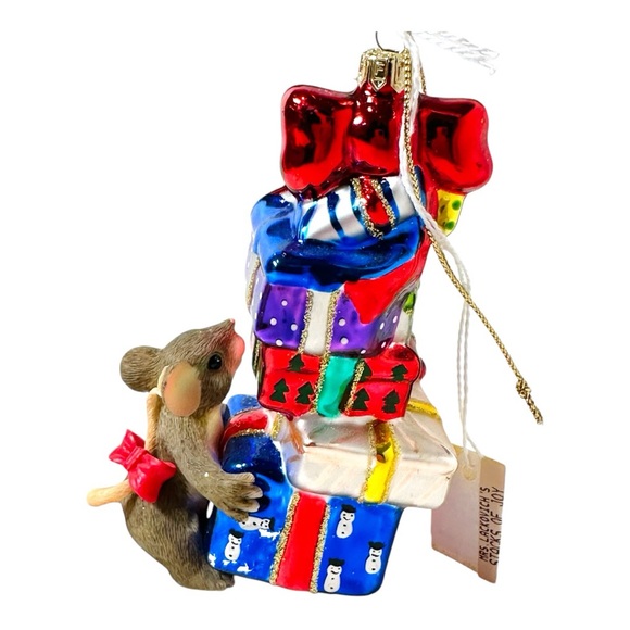 Charming Tails Blown Glass Christmas Tree Ornament Stacks Of Joy In Box with tag - Picture 4 of 10